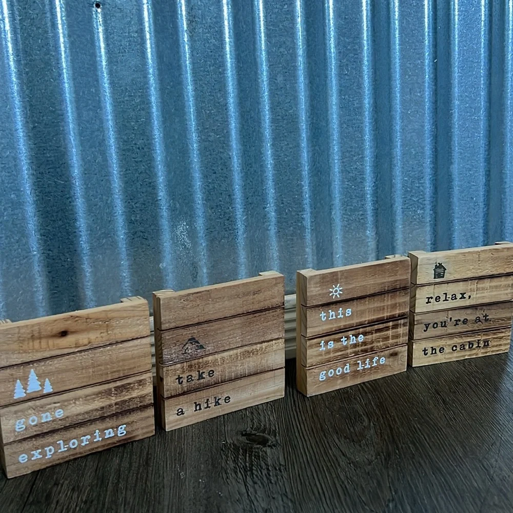 New mini wooden pallet coaster